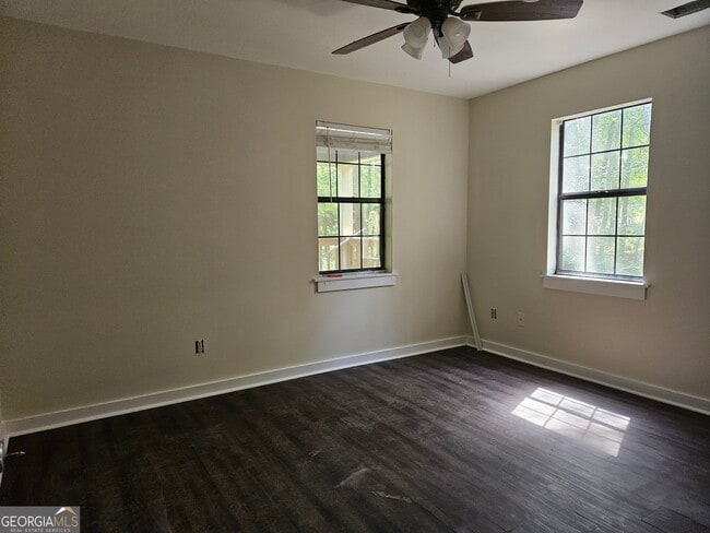 Photo - 306 Steppingstone Ct