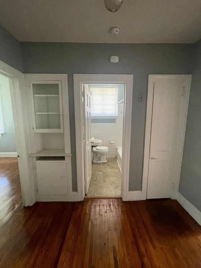 Photo - This 2 bed 1 bath duplex home is all brick located near Remount Rd and West Blvd.