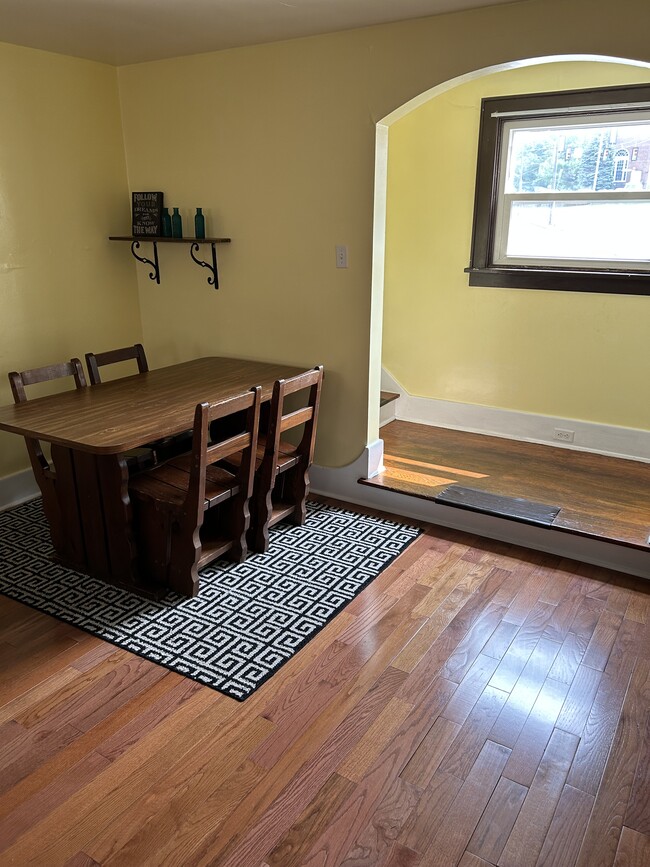 Photo - 1126 Oakland Ave