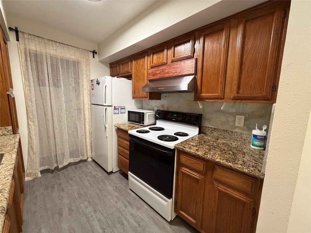 Photo - 6602 Harbor Town Dr Unit 308