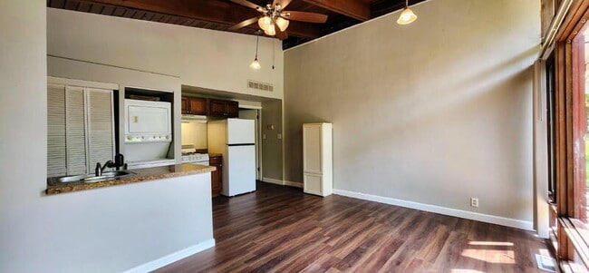 6707-13 San Bonita Ave