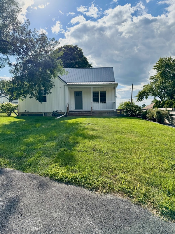Building Photo - 192 N Arseneau Rd Rental