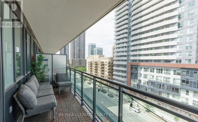 Photo - 4070 Confederation Pkwy Unit 606