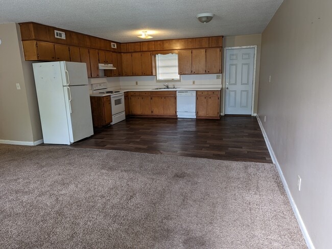 Photo - Twin Oaks Unit 1C