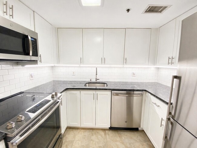 Photo - 219 Bloomfield St Unit B3