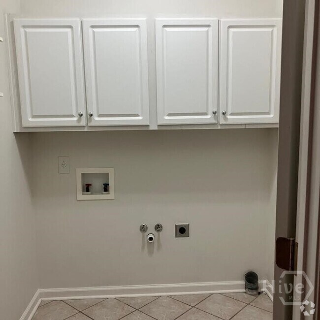 Building Photo - 186 Sterling Woods Dr Rental