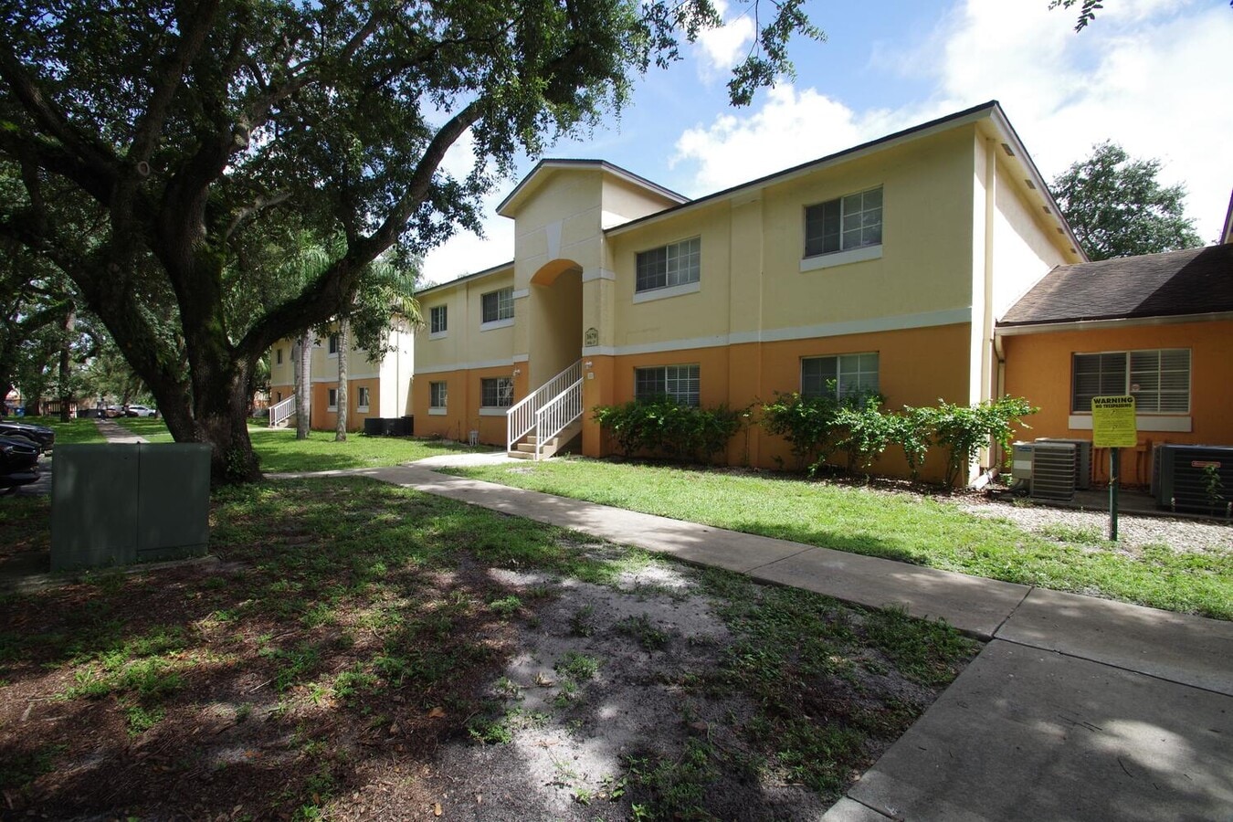 Photo - 3680 N 56th Ave