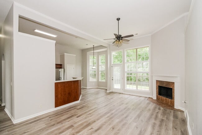 Photo - 8168 White Wing Cove W