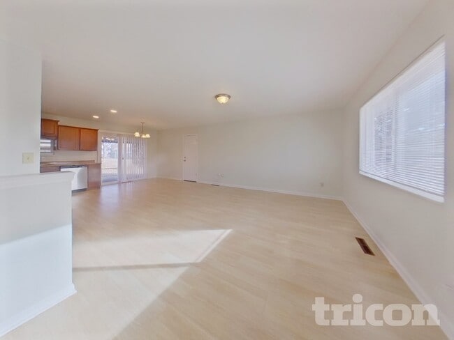 Photo - 4942 Old Fountain Blvd