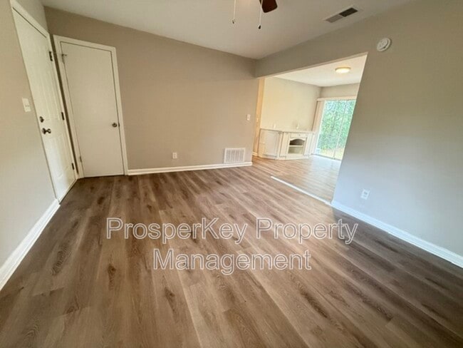 Photo - 4712 Eton Dr