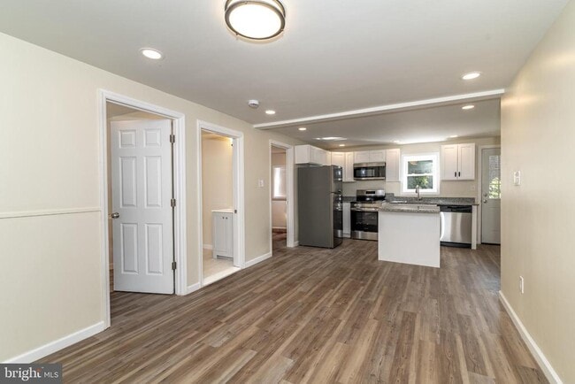Building Photo - 505 Rand St Unit A Rental