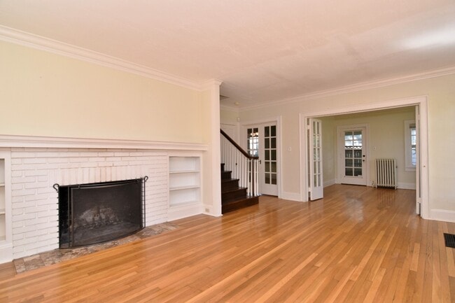 Living Room - 3180 Chadbourne Rd