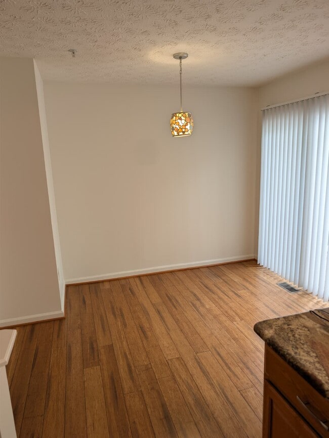 Photo - 2450 Ivy Landing Way