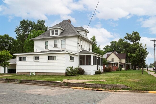 Photo - 1401 Stout Rd Unit 1401 Stout Rd. - B