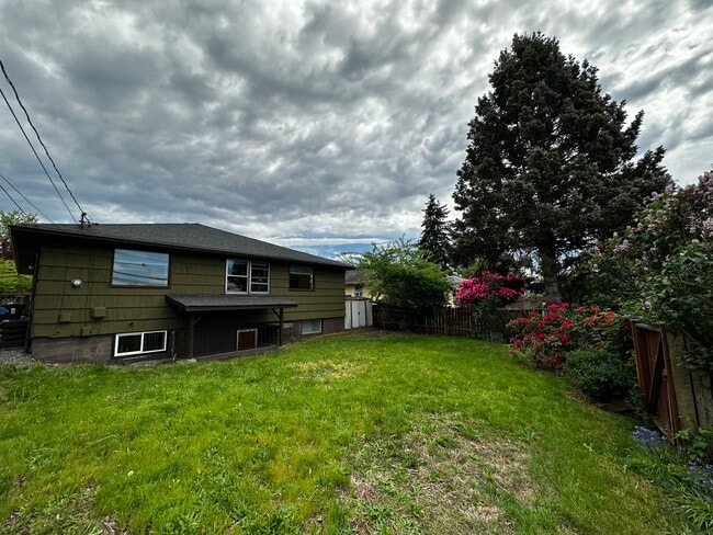 Back entrance and yard - 2344 N Winnifred St