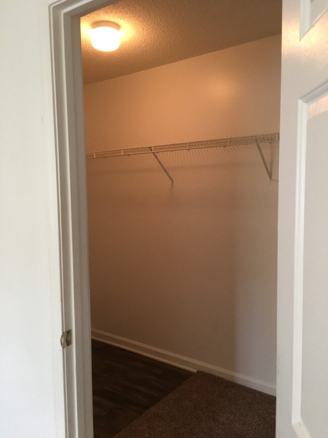 Photo - Somerset Court Apartments