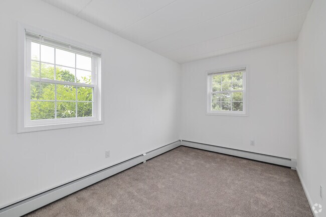 Bedroom 2 - 2Bd, 1Ba, w shared Garage/Basement, 800-850SF