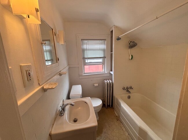 Photo - 963 E Hayes Ave