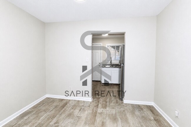 Photo - 2055 Alison Ct SW Unidad 3