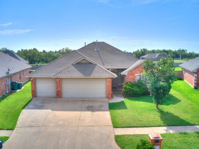 Photo - 2724 Busheywood Dr