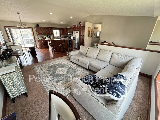 Building Photo - 3677 Polk St S Rental