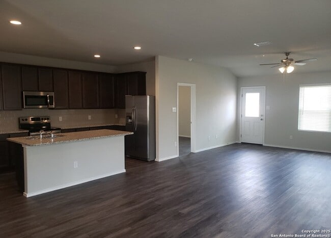 Photo - 2027 Sisyphus Vw