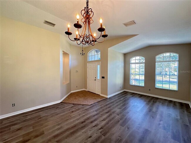Photo - 8037 Moccasin Trail Dr