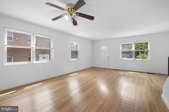 Photo - 6212 Carters Ln