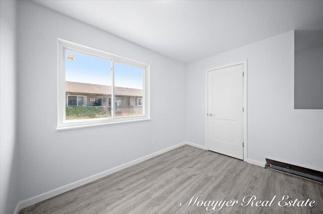 Photo - 1041 Abbey Ct