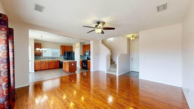 Photo - 2946 Payton Trail SW