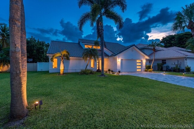 Photo - 23246 L'Ermitage Cir