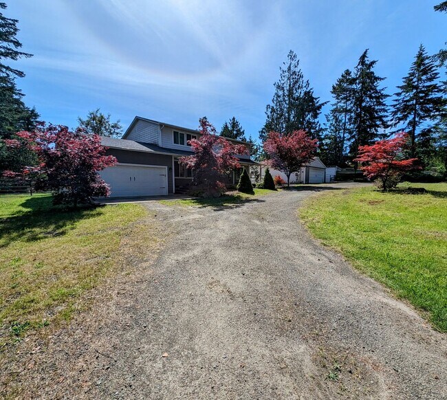 Photo - Large 4 Bedroom Home for rent in PO - Over Two Acres and Room to Roam!