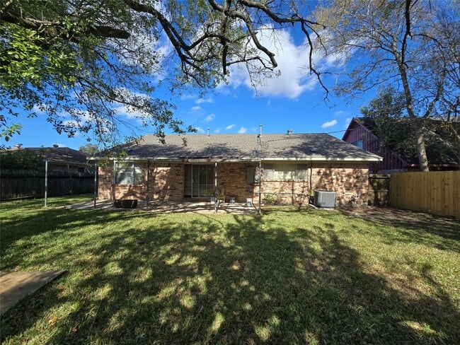 Photo - 11931 Tanager St