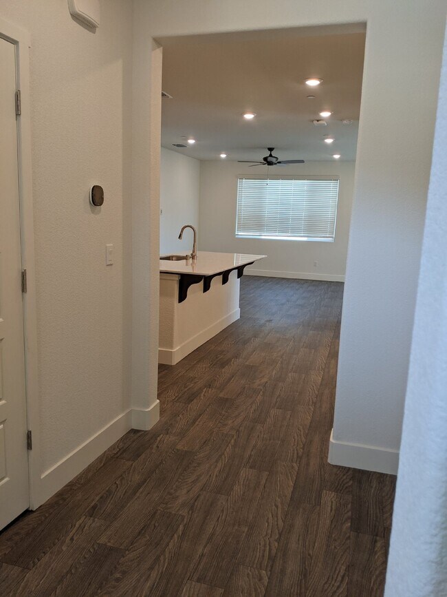 Prime location in Merced!