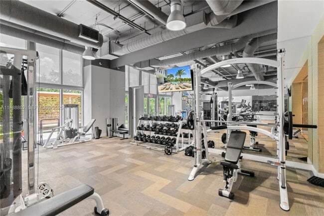 Photo - 16385 Biscayne Blvd Unit 1918