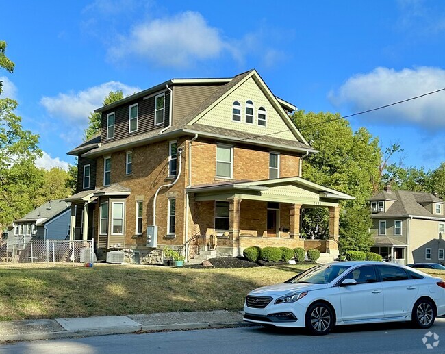 Building Photo - 2543 Neil Ave Rental