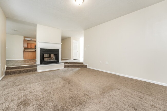 Photo - 260 Greenway Dr