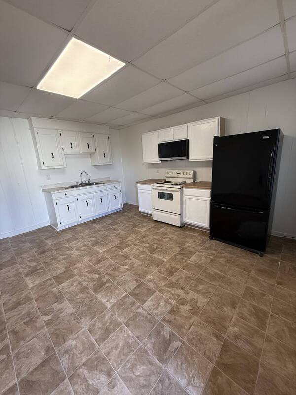 Photo - 204 Spring St