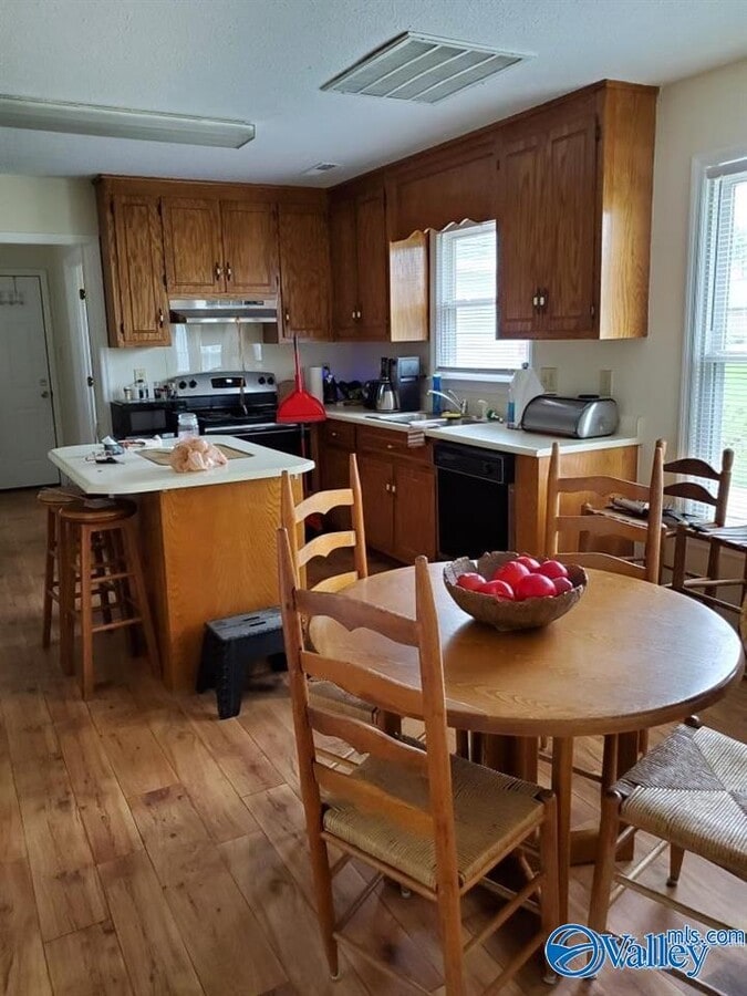 Photo - 402 Crutcher Cir