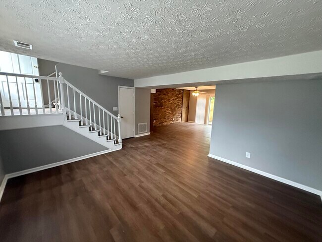 Photo - 3705 Crosby Dr