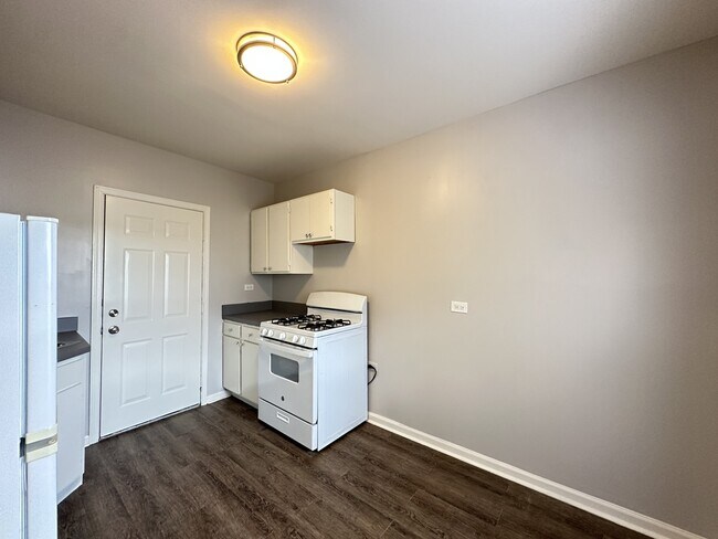 Photo - 5740 N Winthrop Ave Unit 903