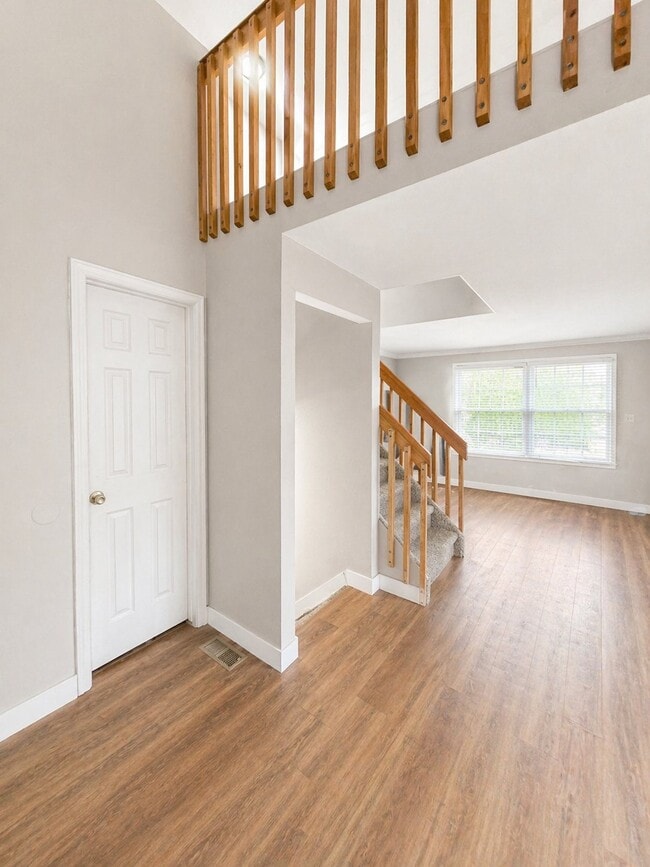 Photo - 11609 River Run Cir