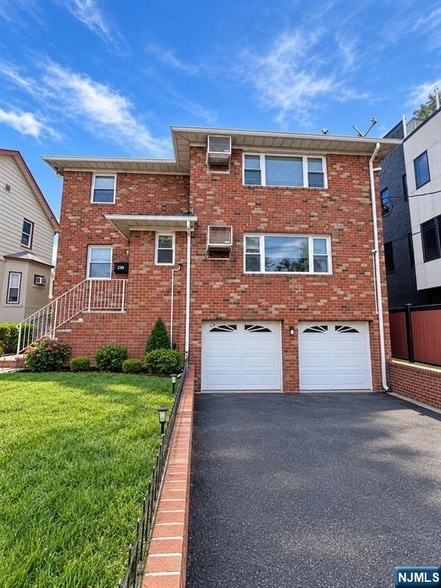 257 Prospect Ave