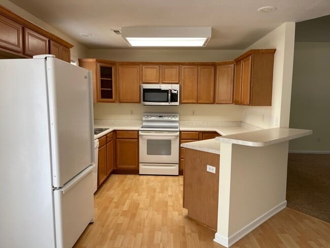 Building Photo - Spacious 3BR Home with Fenced Yard, 2-Car Garage & Great South Columbia Location