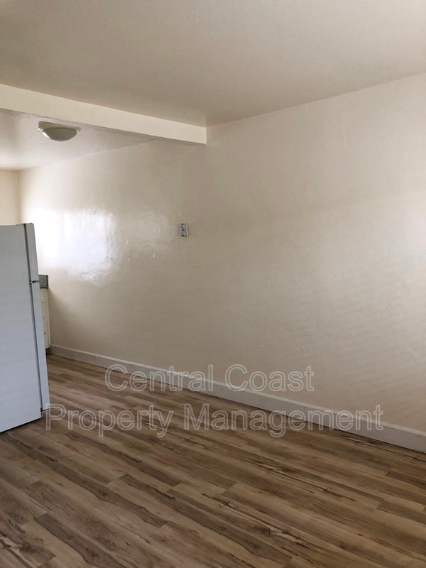 Photo - 1021 Funston Ave Unit B