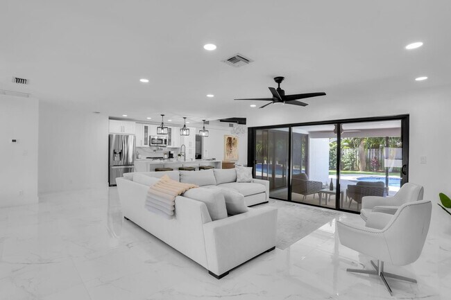 Photo - 1225 NW 15th St