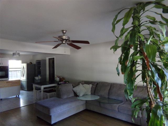 Photo - 4318 Bonham St Casa