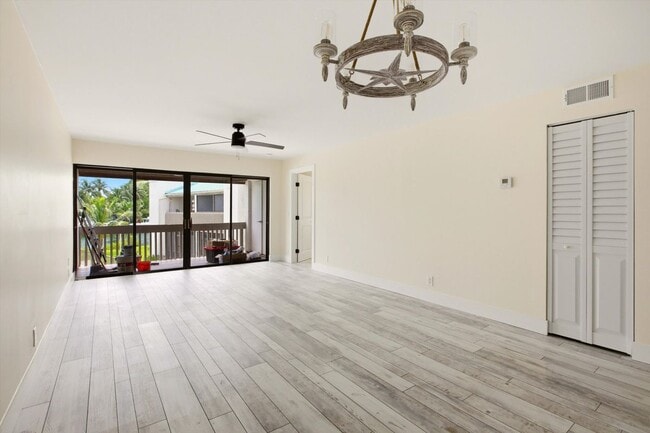 Photo - 412 Southwind Dr