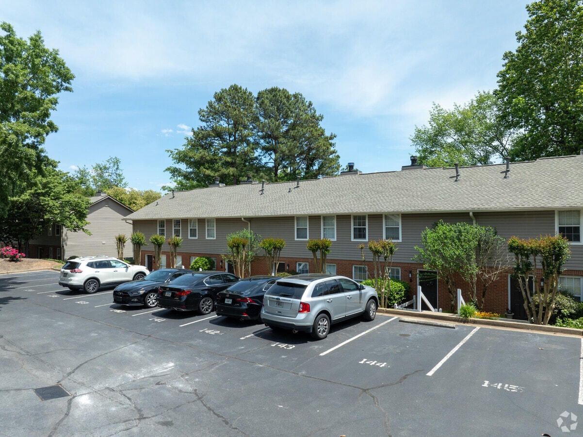Photo - Dunwoody Square Townhomes