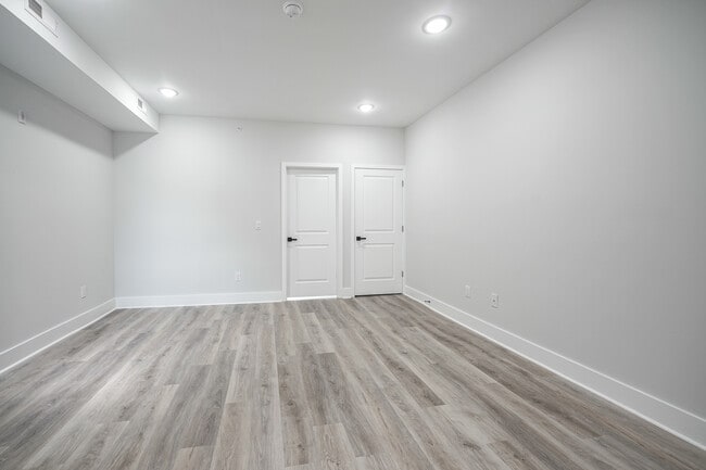 Photo - 2117 S 4th St Unit 3